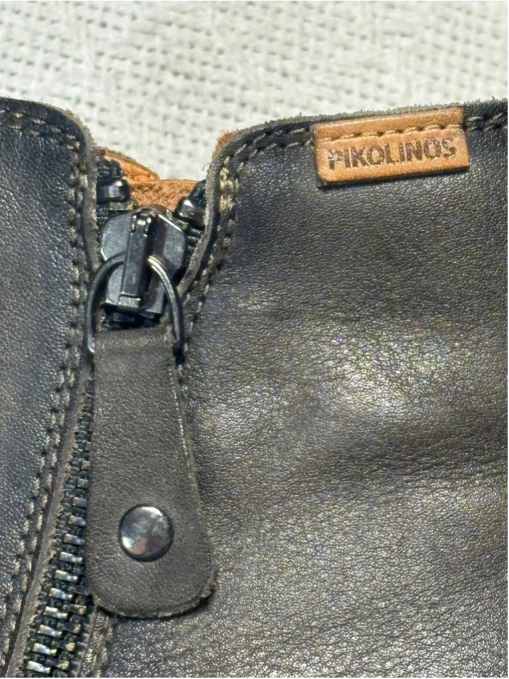 PIKOLINOS granada leather